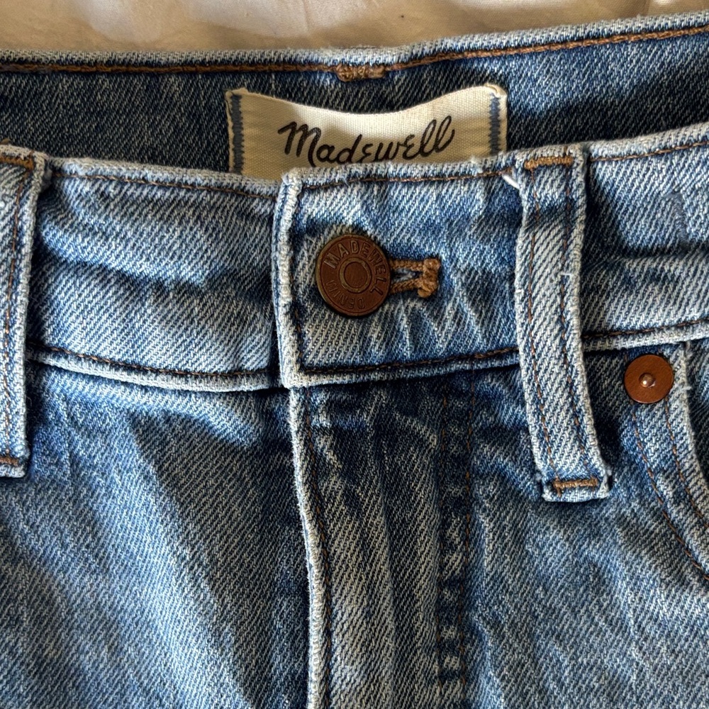 Madewell The Perfect Vintage Straight Jeans - Picture 2 of 11